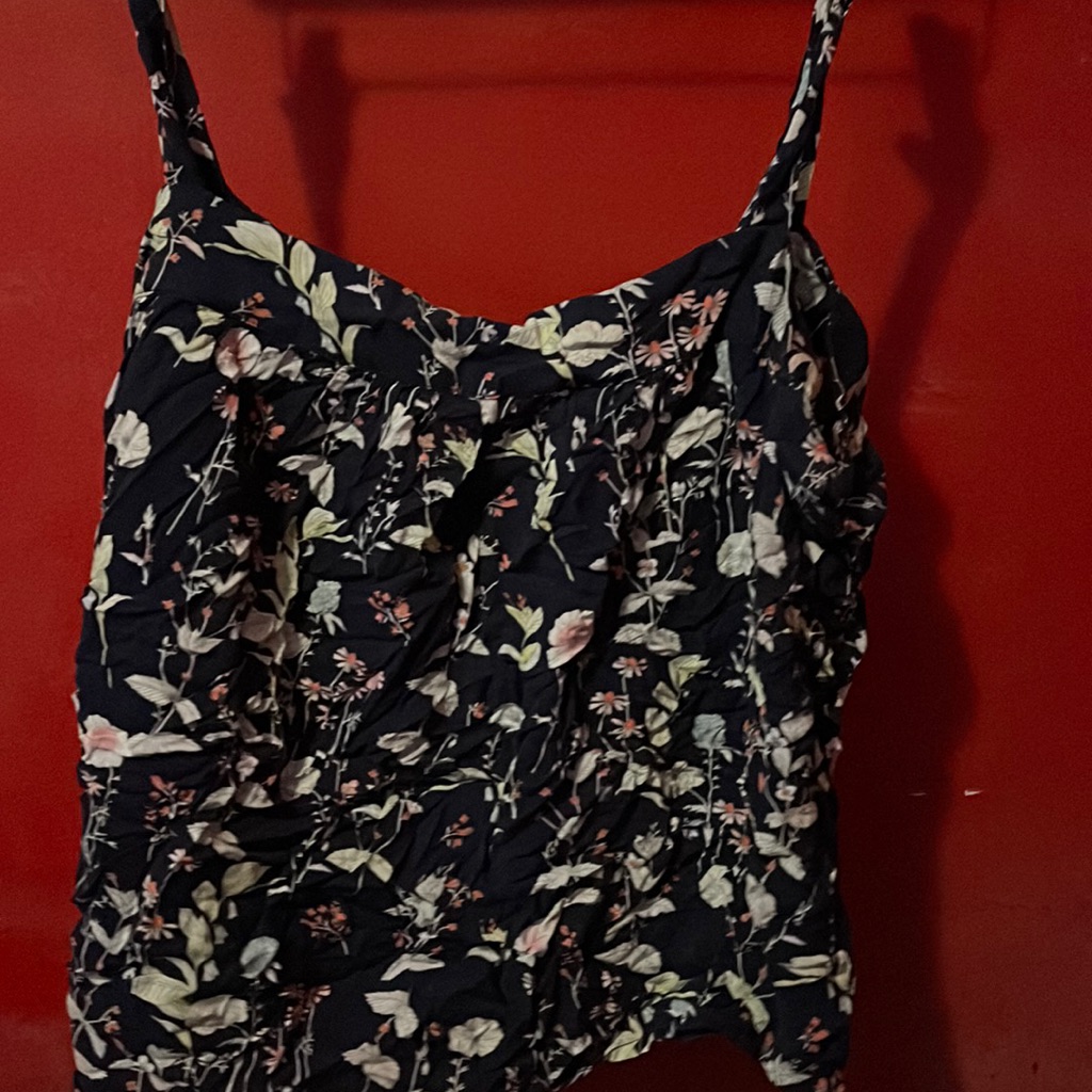 Gap Thin Strap Top